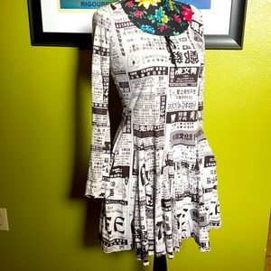 Betsey Johnson newsprint dress M